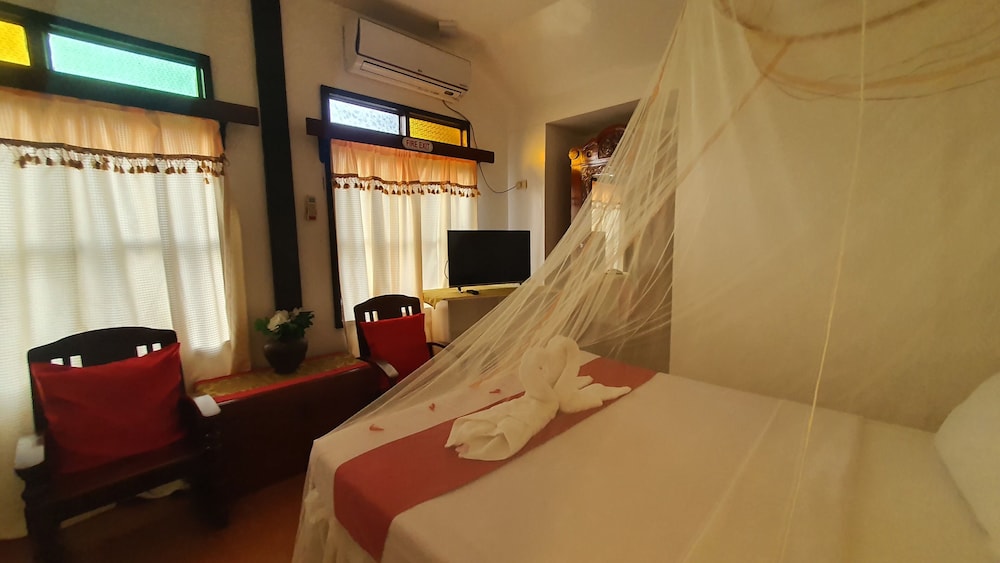evangeline beach resort