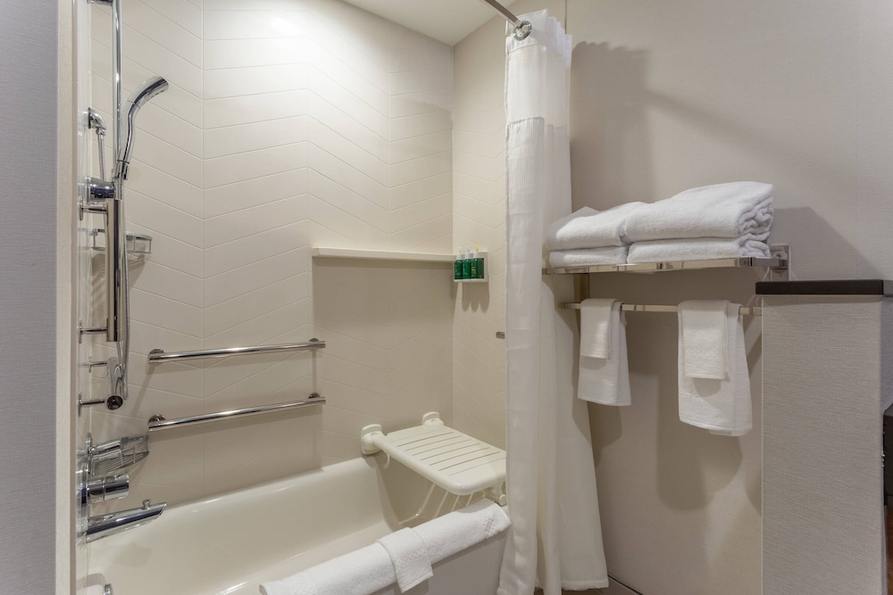 fairfield inn and suites by marriott franklin