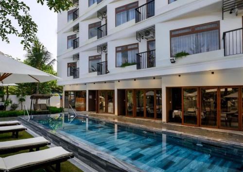ha hotel apartments hoi an ocean front