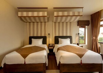 ha hotel apartments hoi an ocean front