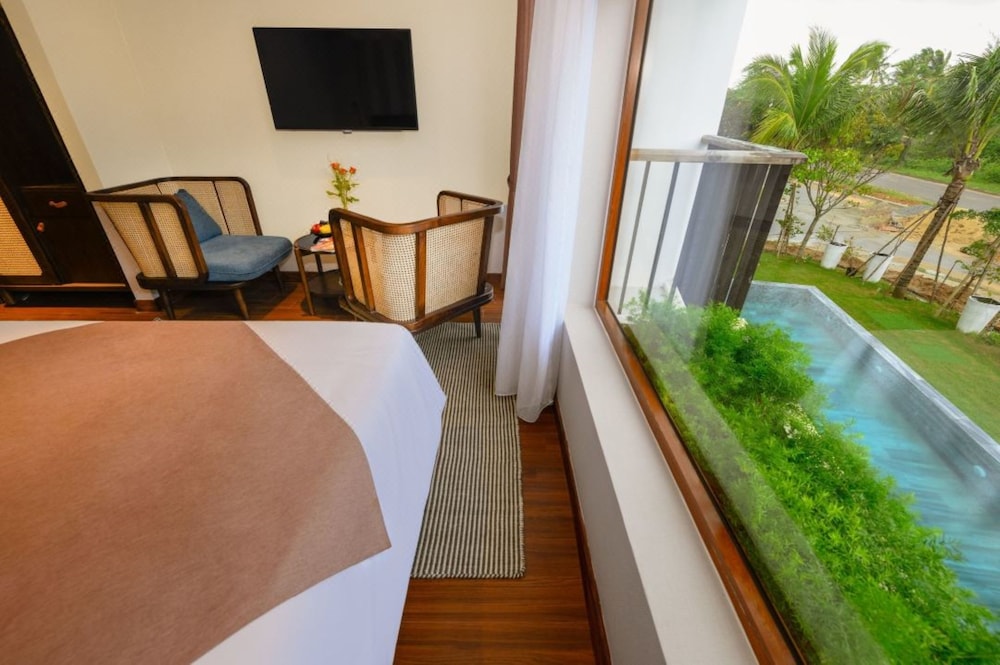 ha hotel apartments hoi an ocean front