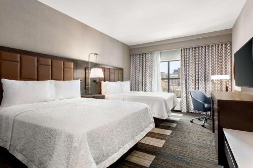 hampton inn and suites kansas city downtown crossroads