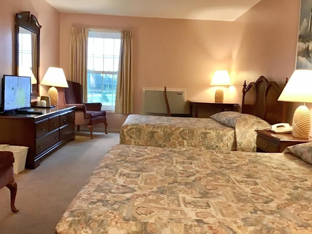 rollo bay inn