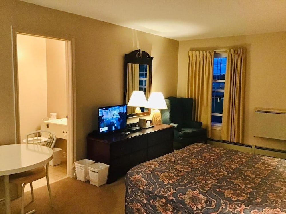 rollo bay inn