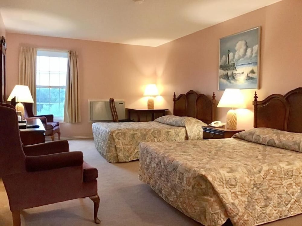 rollo bay inn