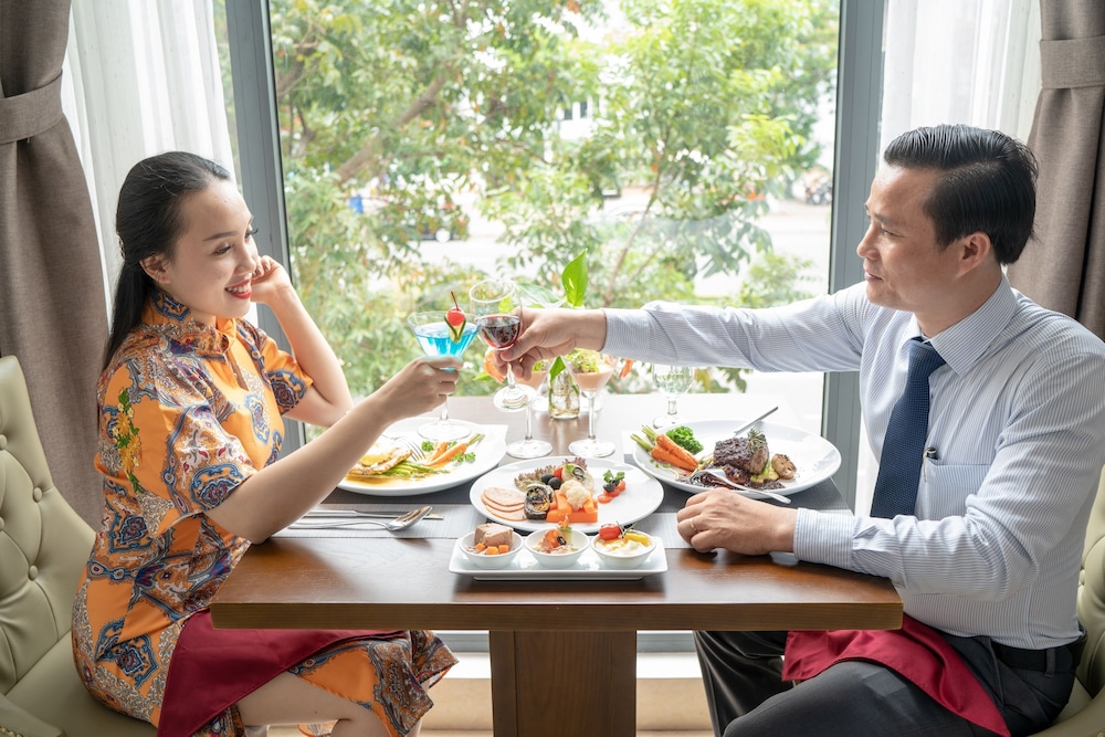 roliva hotel and apartment danang