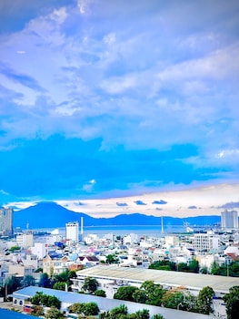 roliva hotel and apartment danang