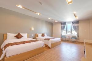 interstella hotel