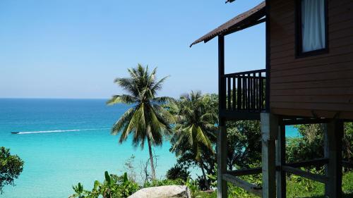 d rock garden resort