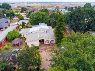 Nelly's Guesthouse,Central Region>>Lilongwe,3 star