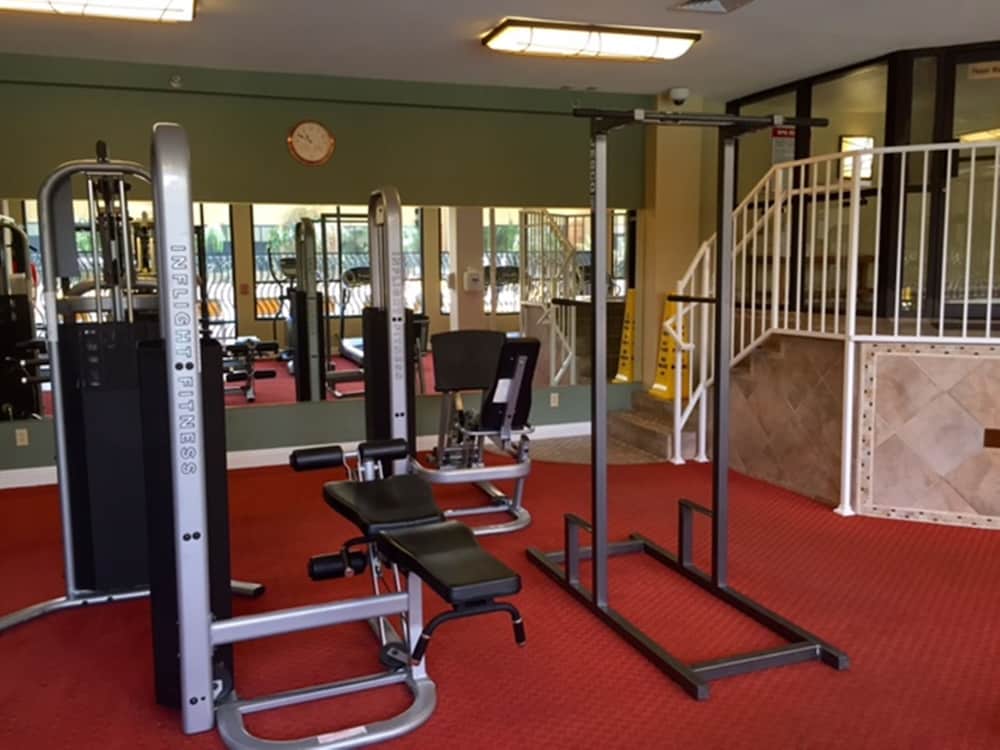 jockey resort suites center strip