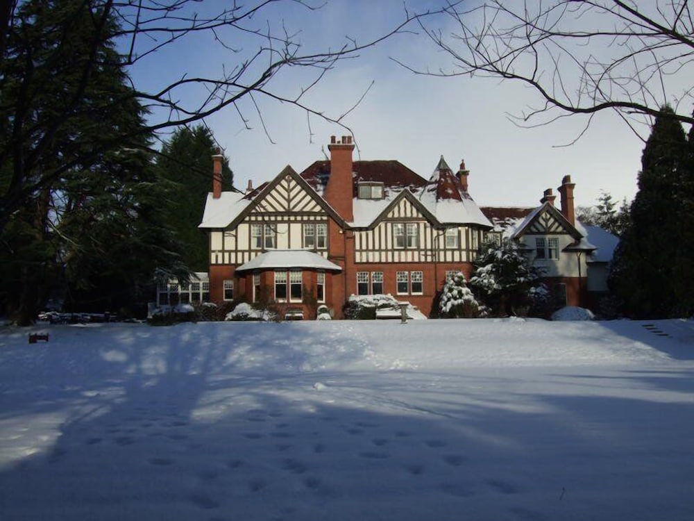 oyo dunmar house hotel