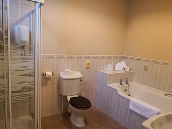 oyo dunmar house hotel