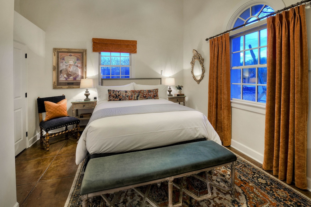 the armory park inn