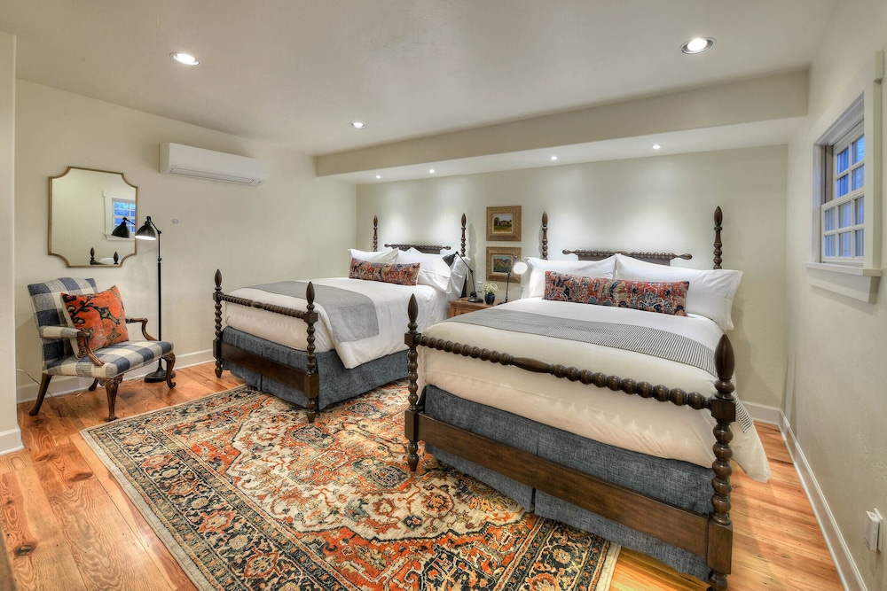 the armory park inn