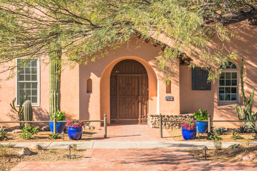 the armory park inn