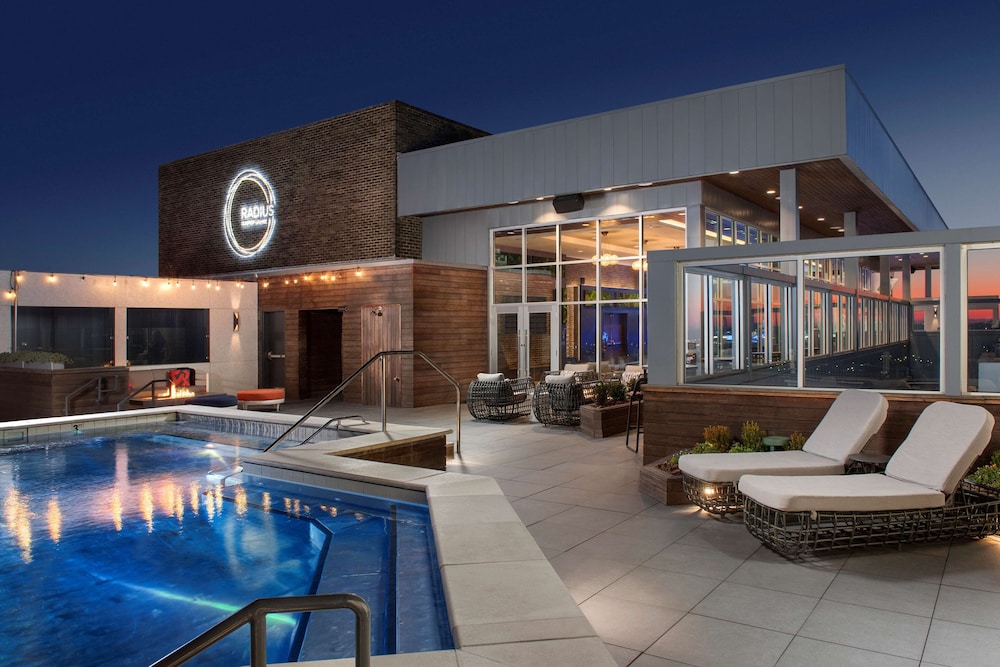 Embassy Suites By Hilton Knoxville Downtown,Pigeon Forge>>Knoxville,4 star