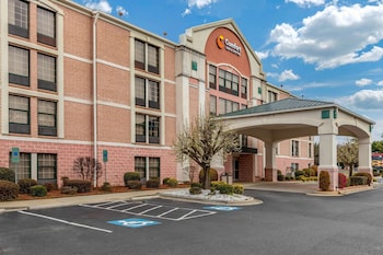 Comfort Inn & Suites Lake Norman,Cornelius>>Charlotte,2.5 star