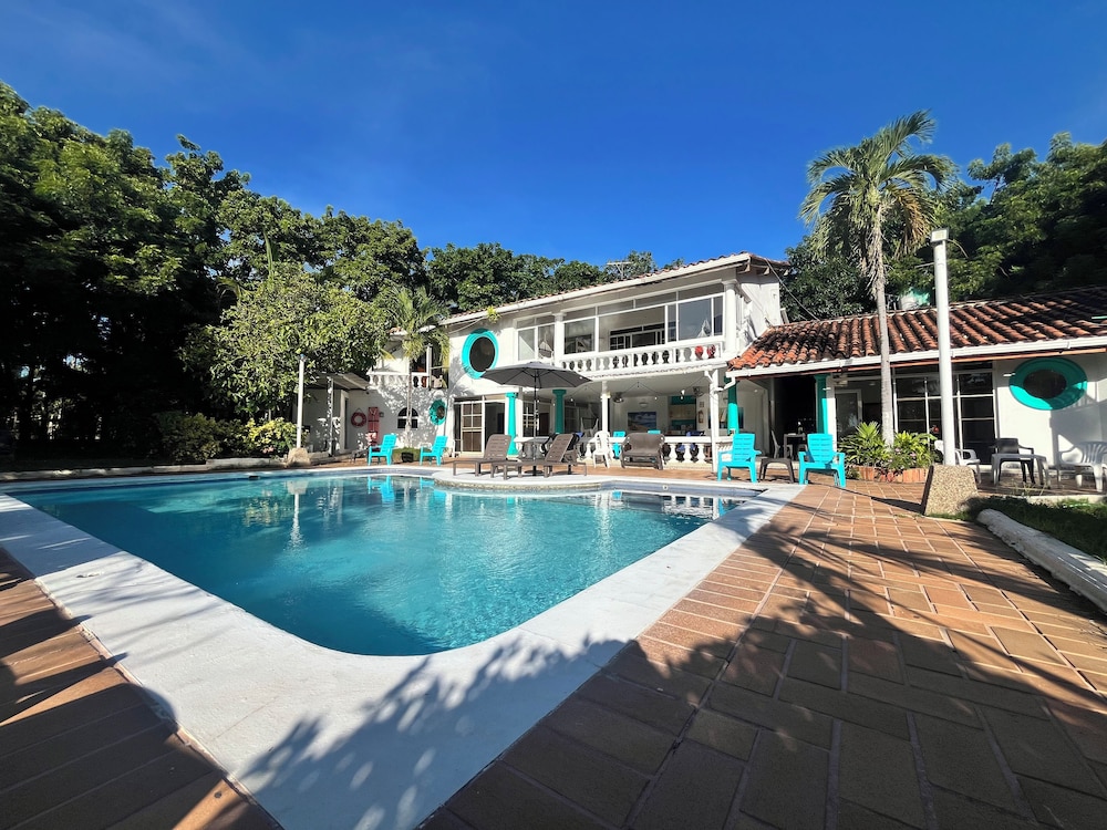 coral house san andres