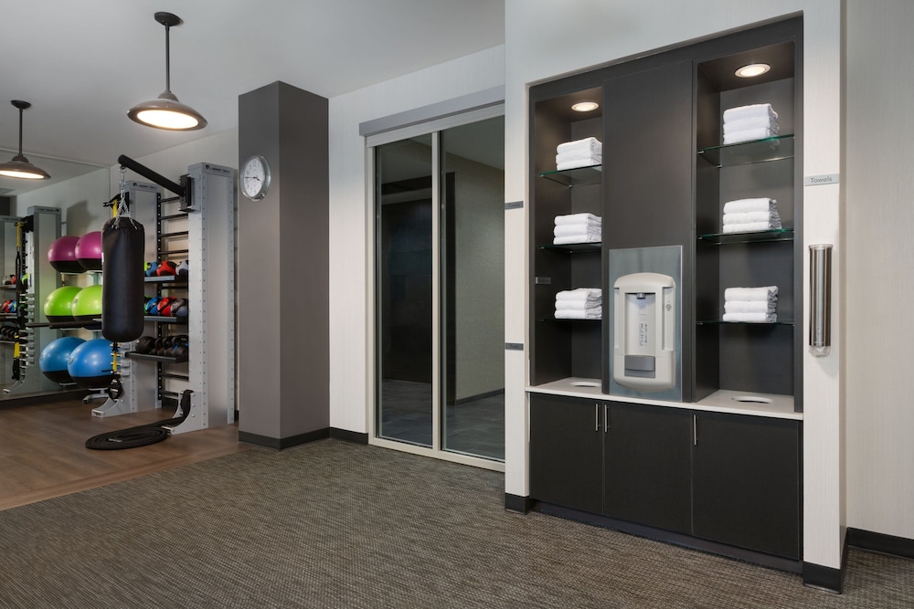 courtyard by marriott atlanta alpharetta avalon area