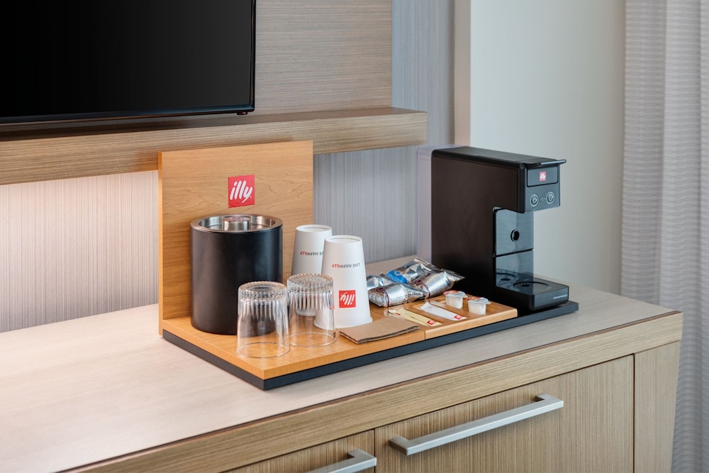 courtyard by marriott atlanta alpharetta avalon area