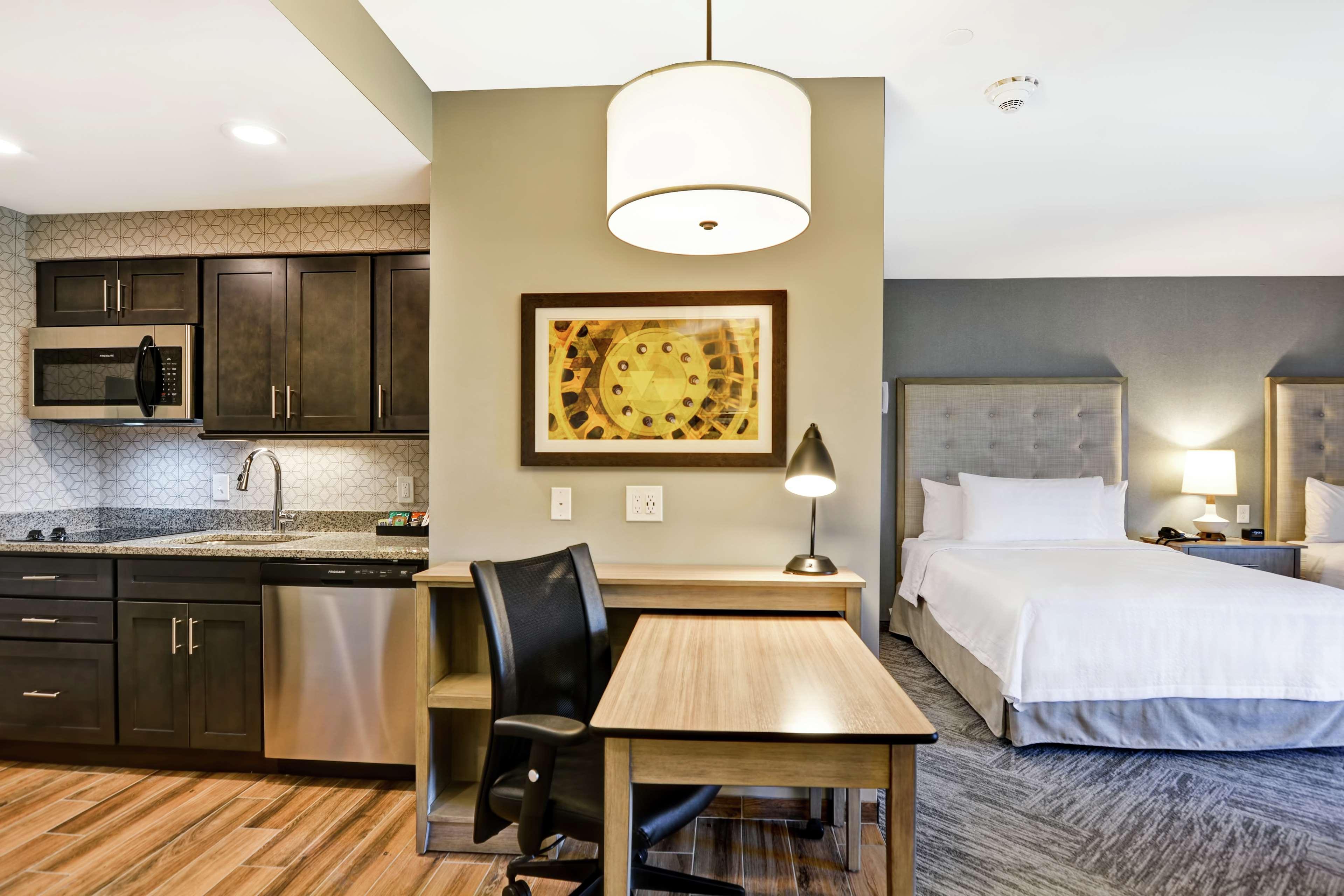 homewood suites by hilton hadley amherst