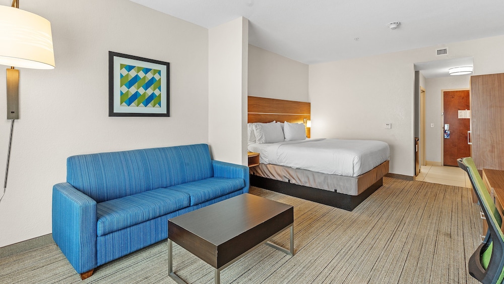 holiday inn express and suites mobile university are