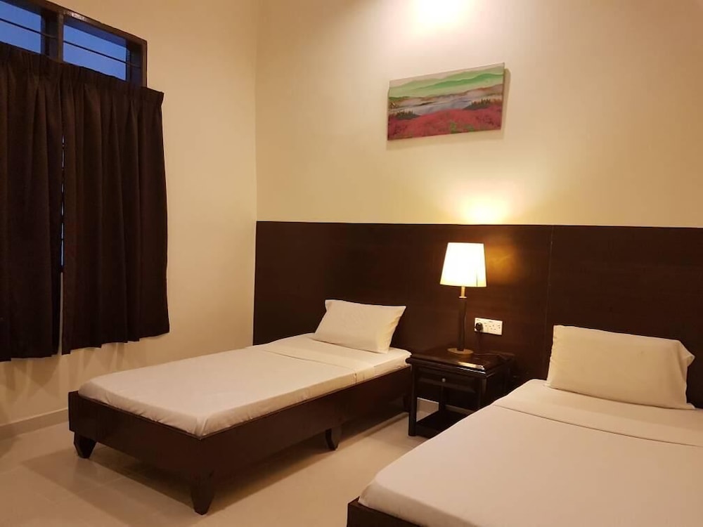 perhentian tivoli inn