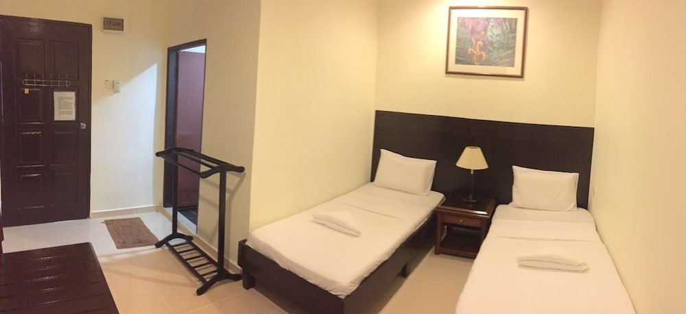 perhentian tivoli inn