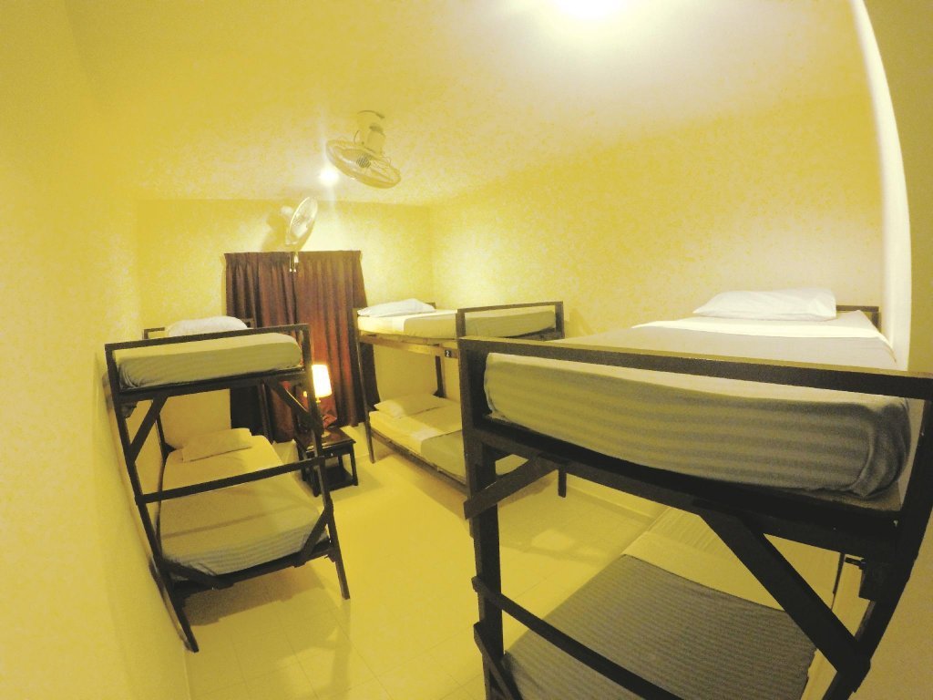 perhentian tivoli inn