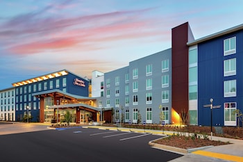 hampton inn and suites san diego airport liberty station