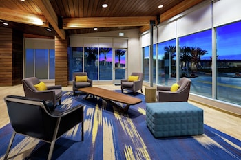 hampton inn and suites san diego airport liberty station
