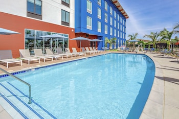 hampton inn and suites san diego airport liberty station