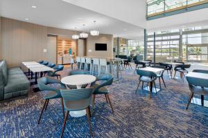 hampton inn and suites san diego airport liberty station