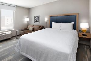 hampton inn and suites san diego airport liberty station