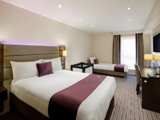 premier inn london wimbledon broadway