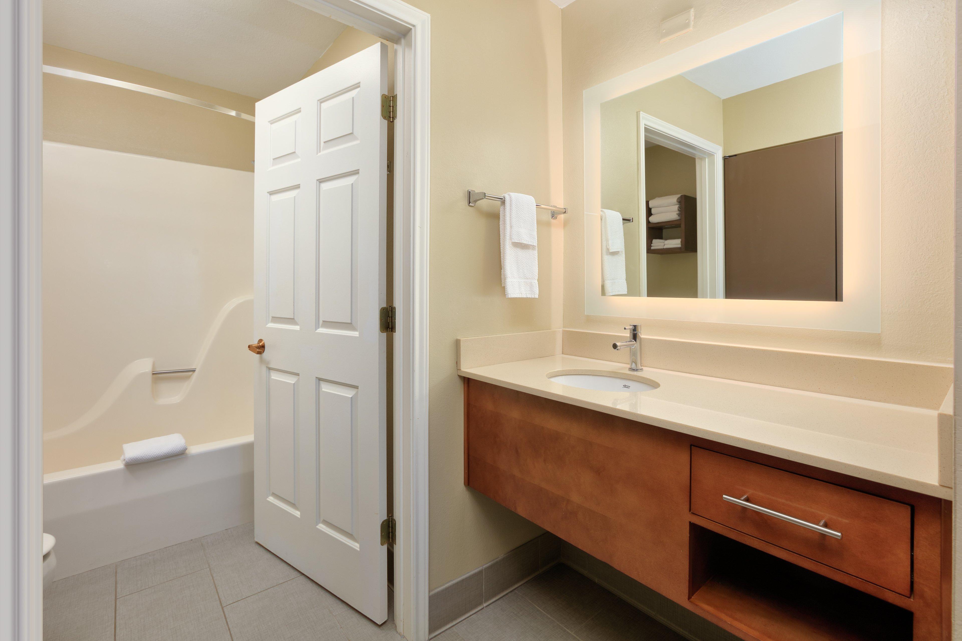 staybridge suites corning by ihg