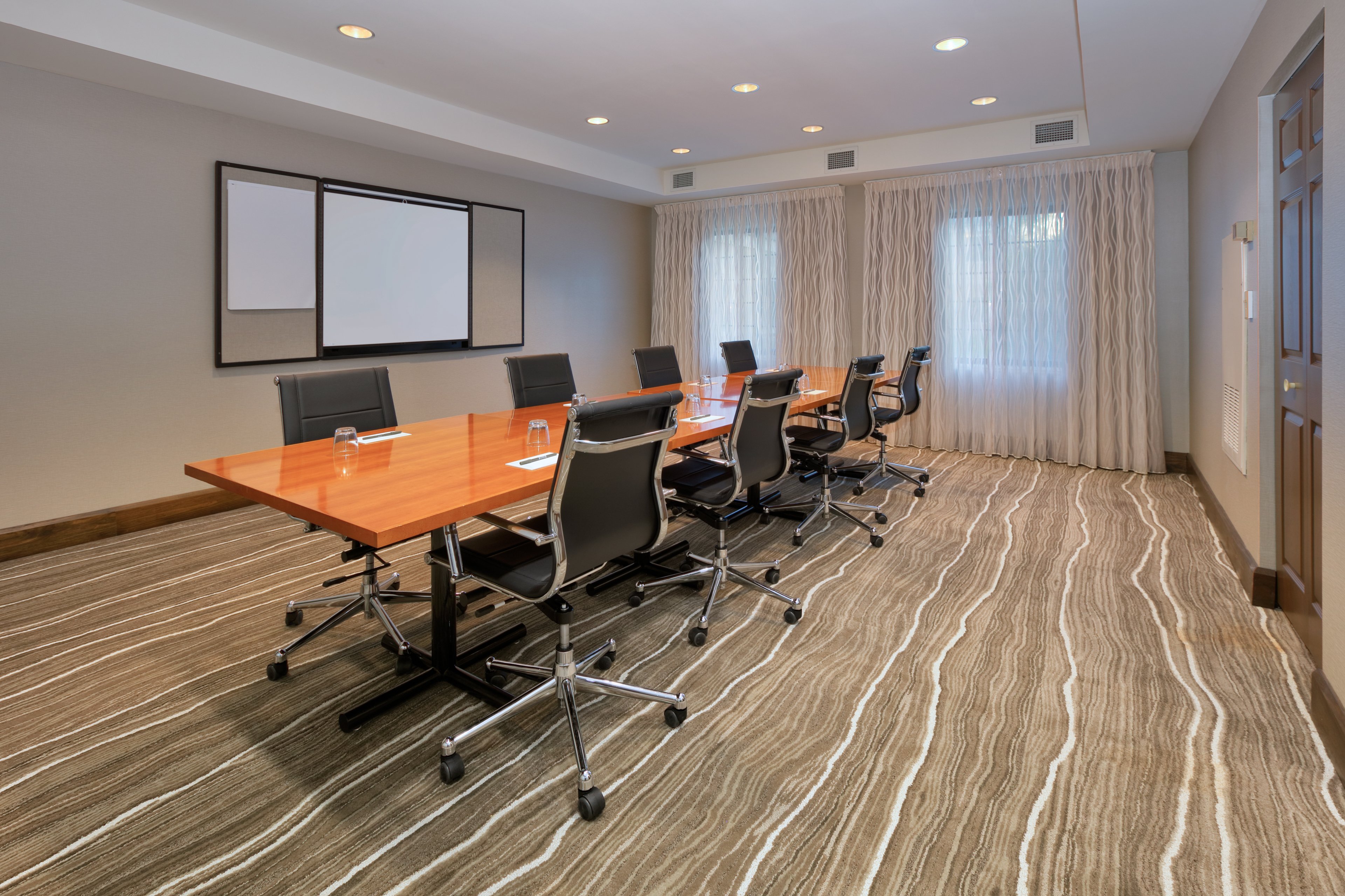 staybridge suites corning by ihg