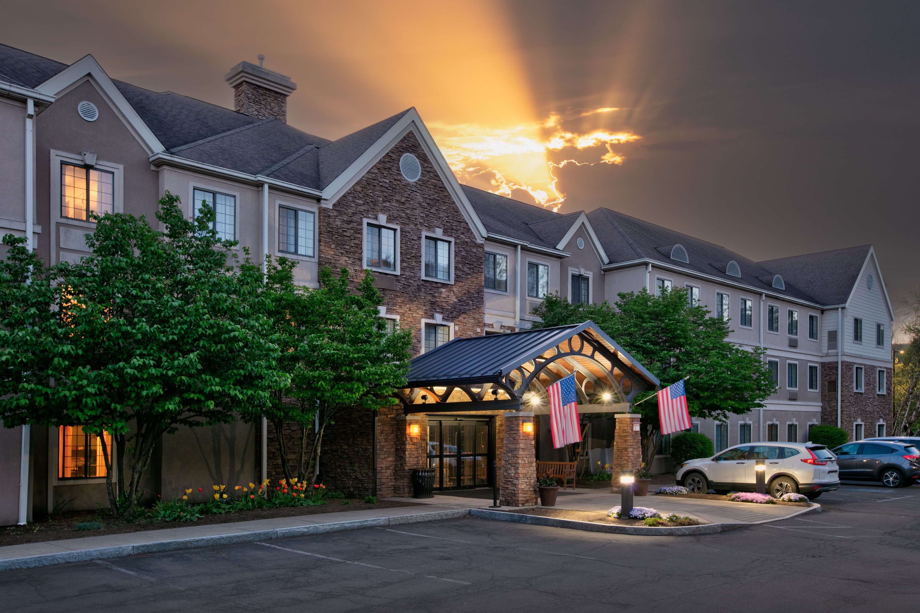 staybridge suites corning by ihg