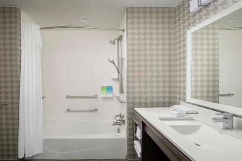 home2 suites by hilton lakeland south polk parkway