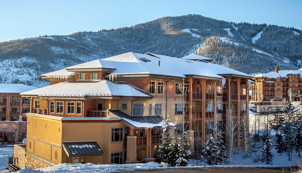 sundial lodge by all seasons resort lodging