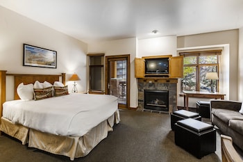 sundial lodge by all seasons resort lodging