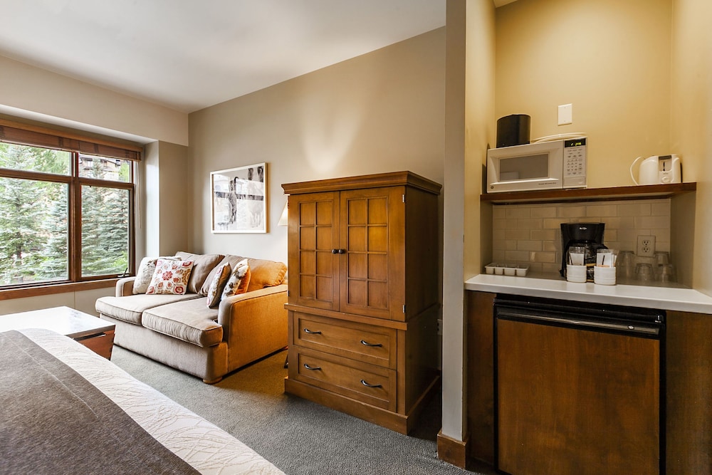 sundial lodge by all seasons resort lodging