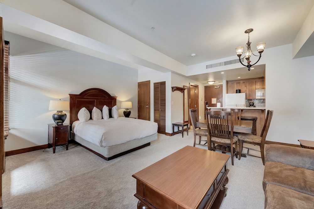sundial lodge by all seasons resort lodging