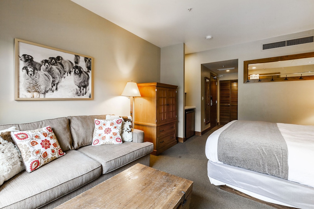 sundial lodge by all seasons resort lodging