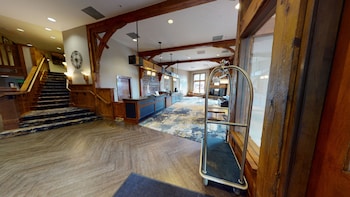 Sundial Lodge By All Seasons Resort Lodging,Summit County>>Park City,3.5 star