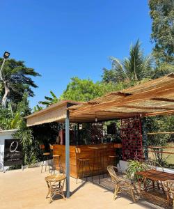 q bungalows