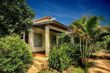 q bungalows