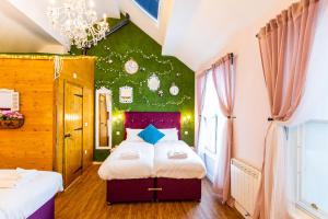 honeypot house