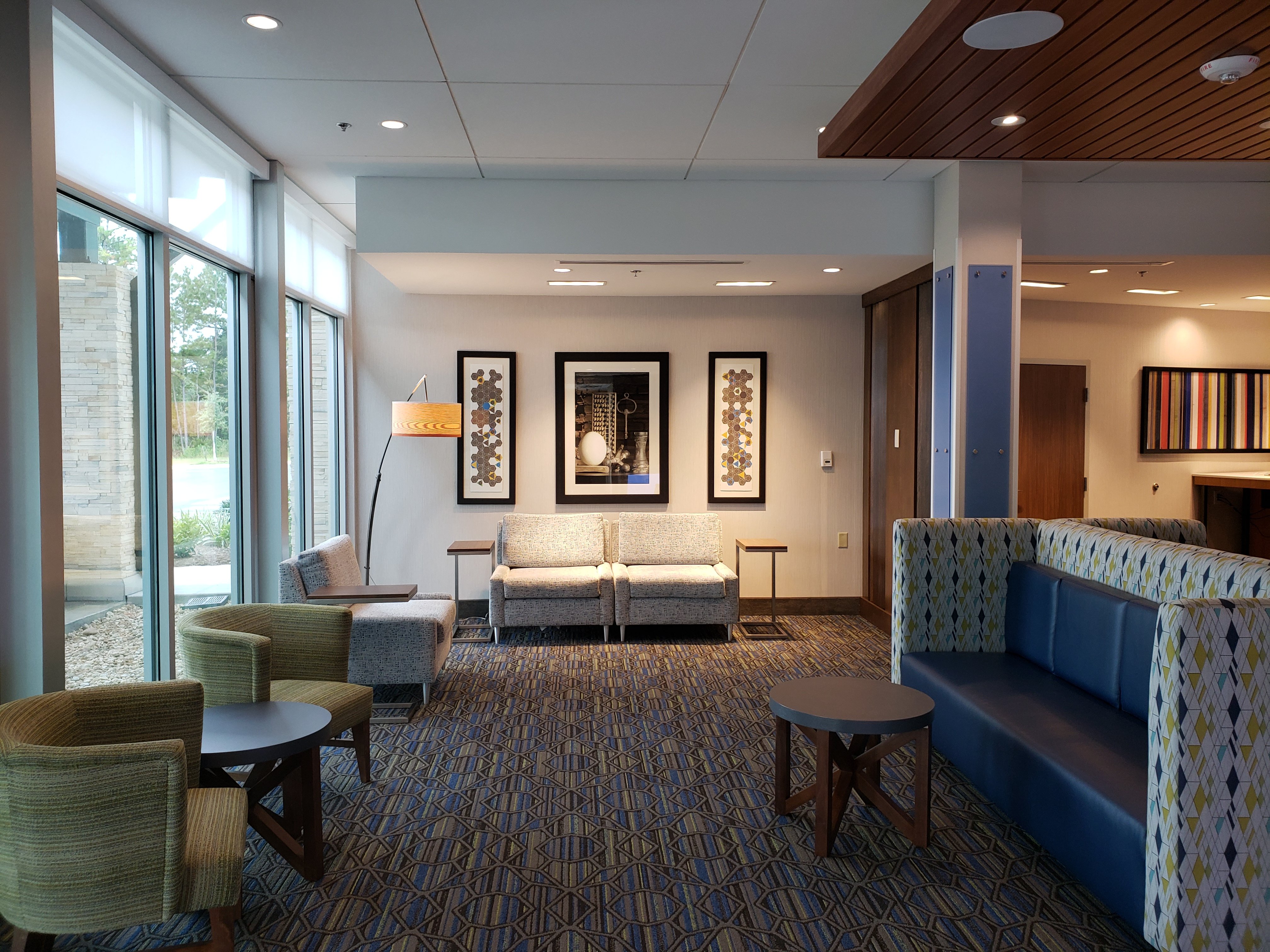 hol inn exp savannah n port wentworth